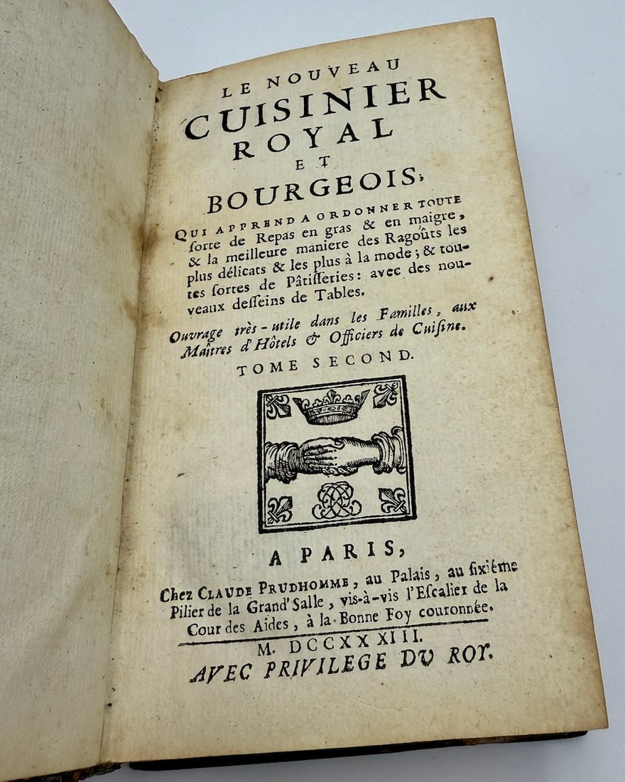 (GASTRONOMY) Le Nouveau Cuisinier Royal et Bourgeois, 1733