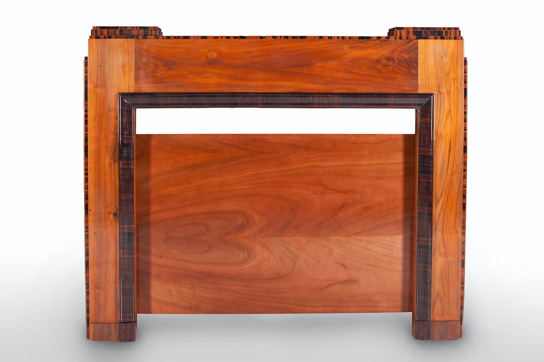 Fireplace portal. Art Deco (1 of 6)