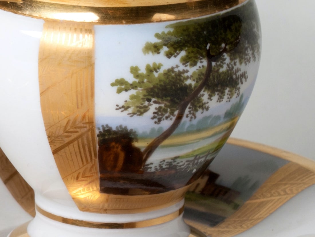 A Pair of Cups with Saucers, Polychrome Painting.
