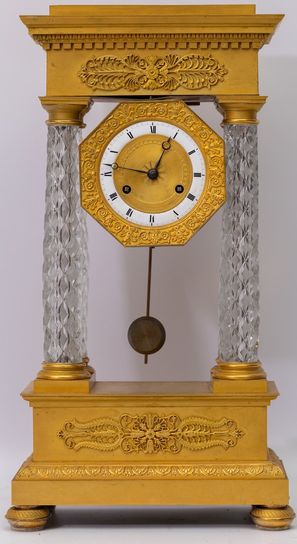 A French Gilt and Crystal Portico Mantel Clock (XIX) (1 of 11)