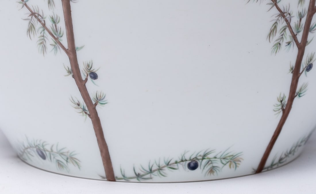 A PORCELAIN VASE, NICHOLAS II (Russia)