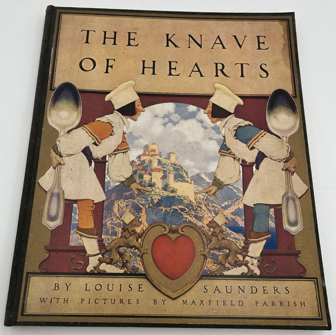 1925 'knave of hearts'- by louise saunders- illustrated by Maxfield parrish: Rare 1st edition 'Knave of Hearts' by Louise Saunders, illustrated by famed artist Maxfield Parrish. A highly sought after book, filled with vibrant plates.
