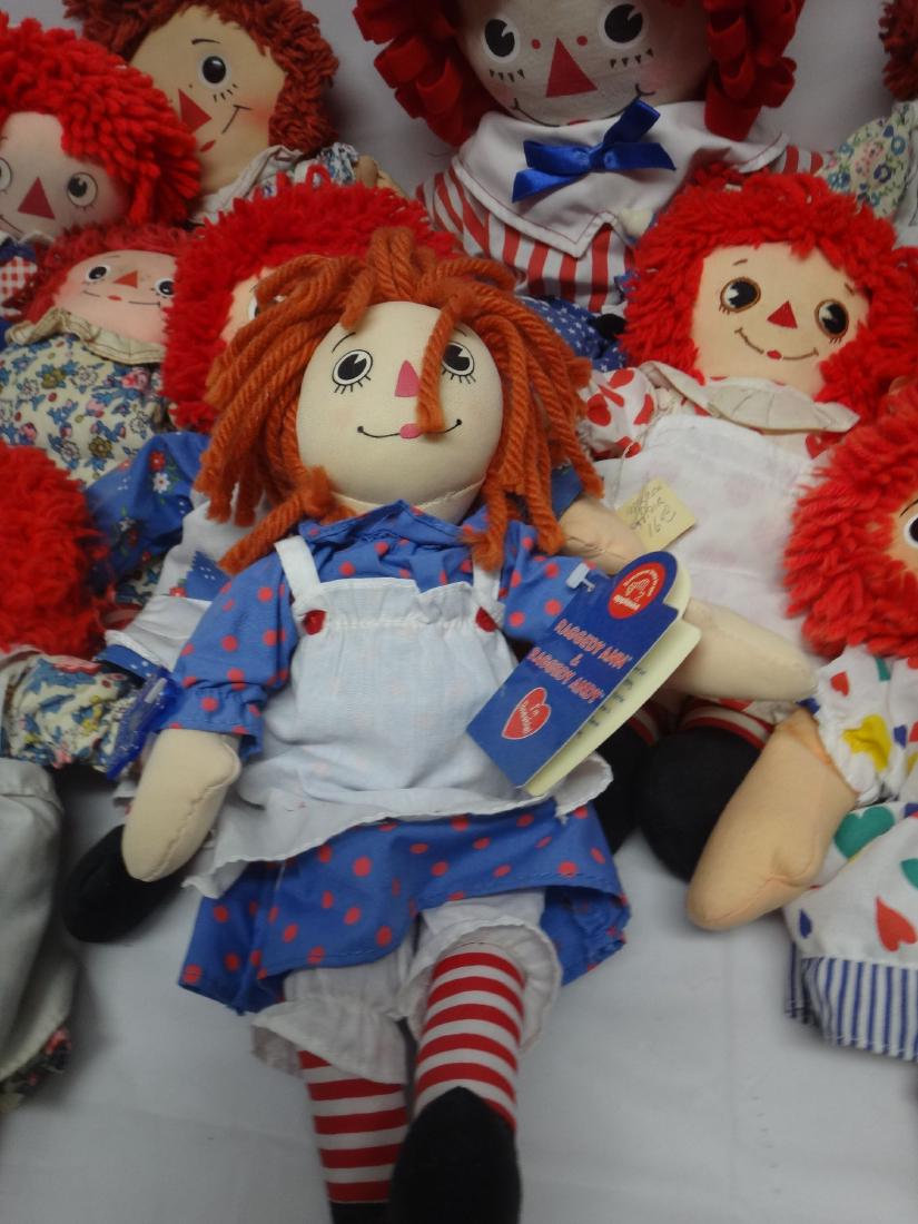 LOT OF 14 RAGGEDY ANN DOLLS & 1 BEANIE BABY: Vintage Raggedy Ann Dolls & Beanie Babies