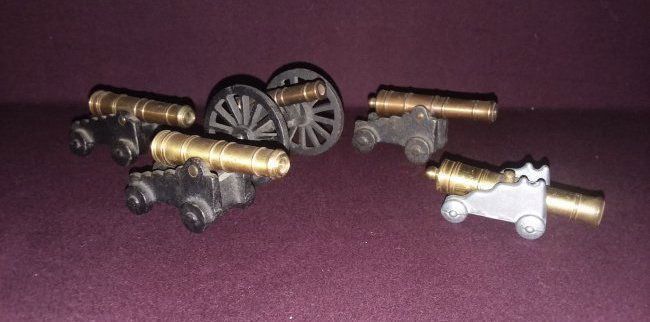 LOT OF 5 MINIATURE CANNONS (1 of 5)