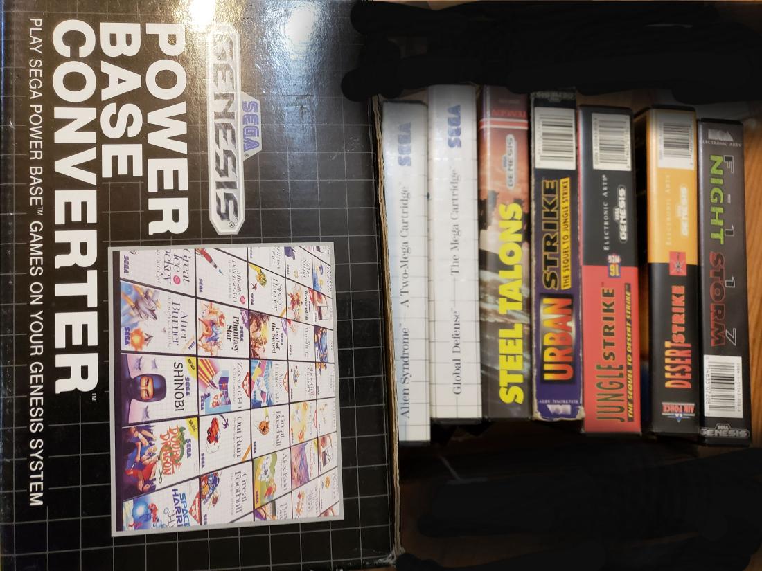 LOT OF 7 SEGA GENESIS GAMES & SEGA GENESIS POWER BASE (1 of 2)