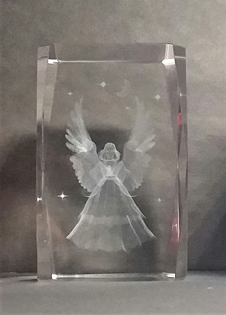 MID CENTURY CRYSTAL GLASS PAPERWEIGHT (1 of 1)