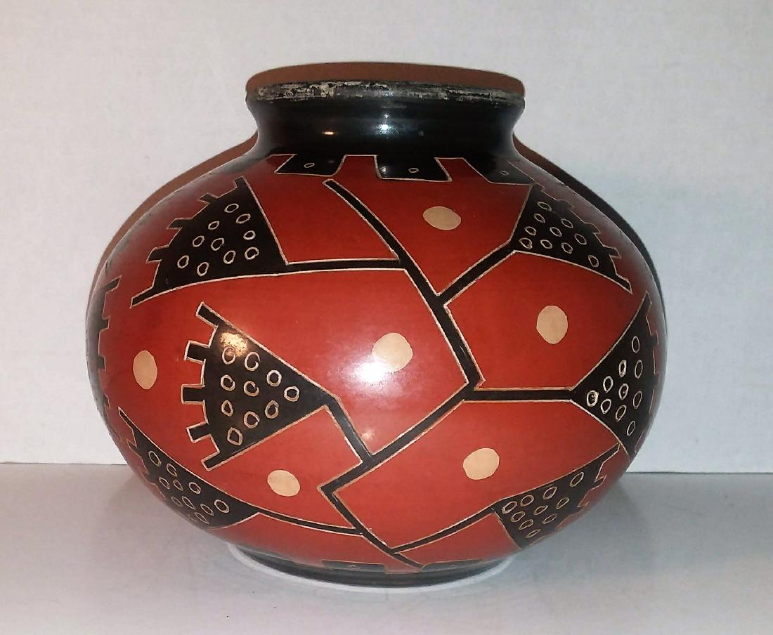 CENTRAL AMERICAN, STUDIO POTTERY BY ALFREDO CANO SAN (1 of 3)