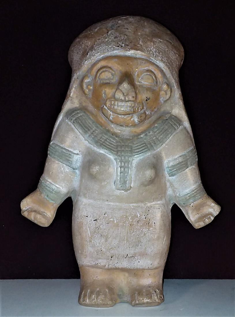Fine Rare Jamacoque Pre-Columbian Figure (1 of 3)