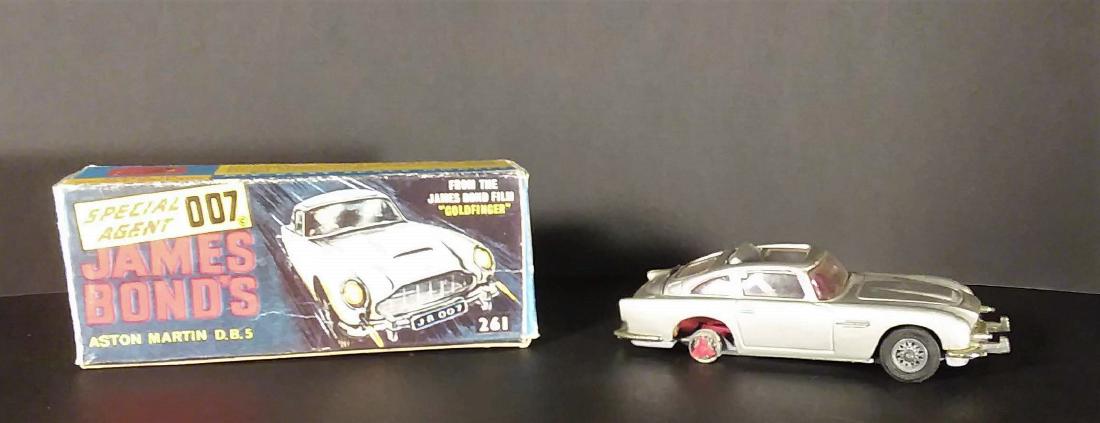 Corgi 261 James Bond Aston Martin Goldfinger: Corgi 261 James Bond Aston Martin Goldfinger