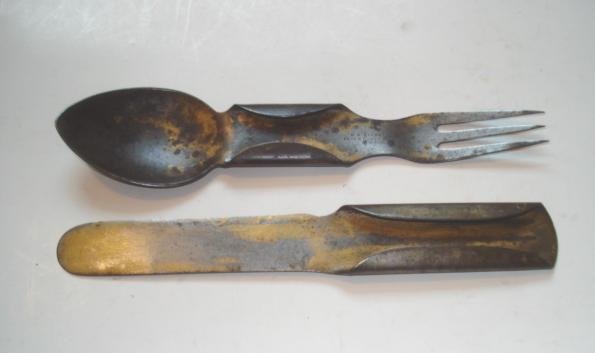 Mess Kit - WH Richards, 1861, Cold War: Kept as a souvenier by GAR - Gold Plated