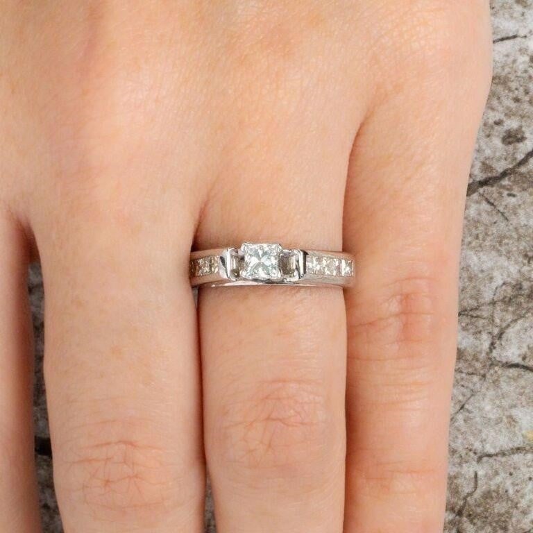 Estate Platinum .9 ctw Natural Diamond Engagement Ring (1 of 5)