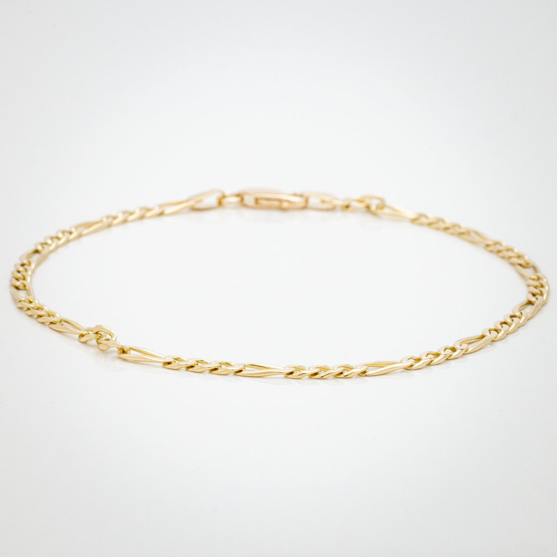 14Kt Yellow Gold 8.2 Inch Italian Figaro Bracelet (1 of 9)