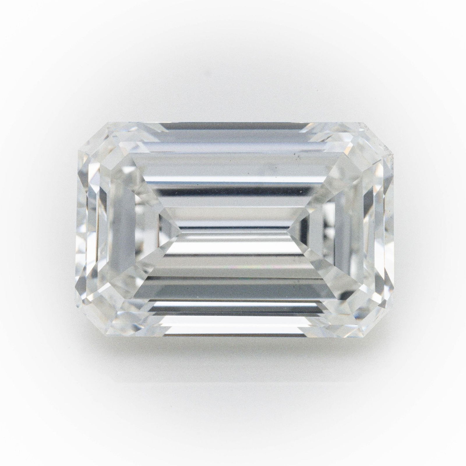 5.01 Carat Emerald Cut IGI VS1 F Loose Diamond (1 of 5)