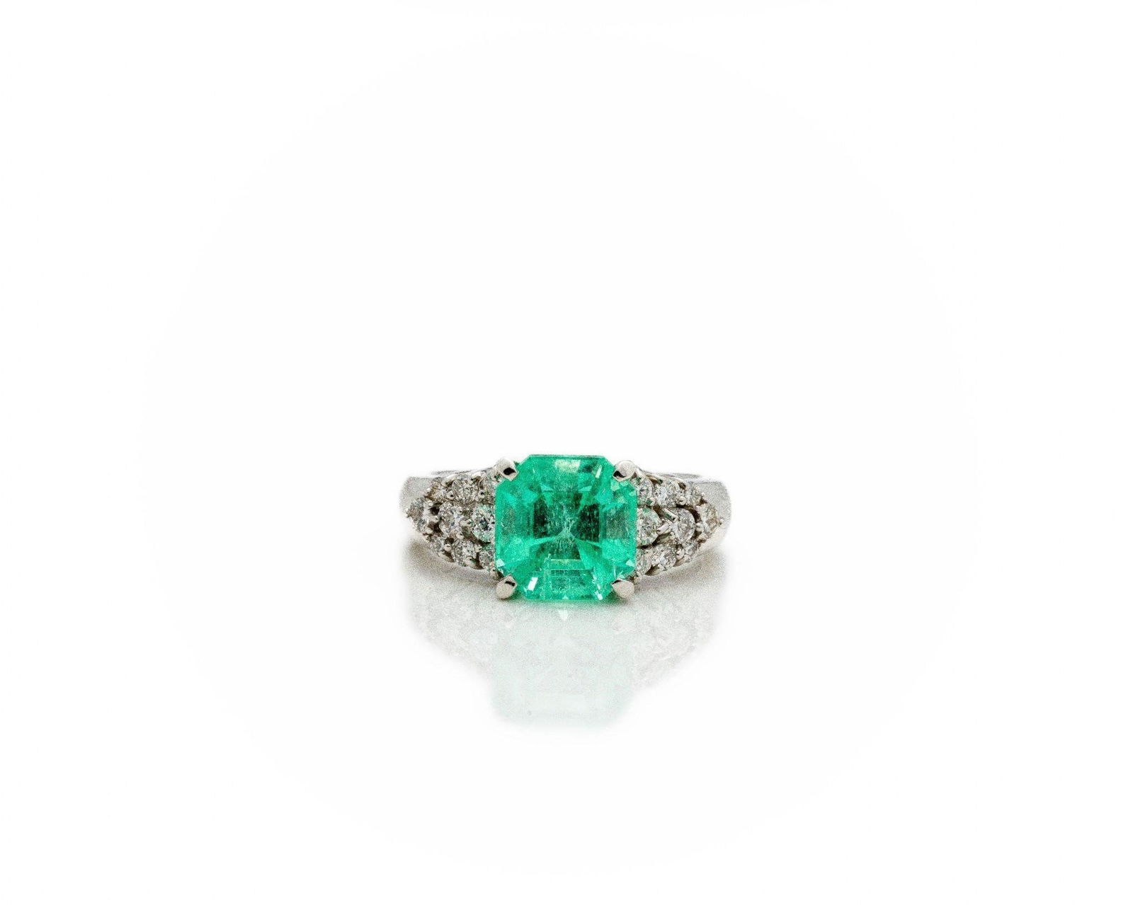 Platinum GIA F1 Emerald 3.07 ctw Diamond Ring (1 of 6)