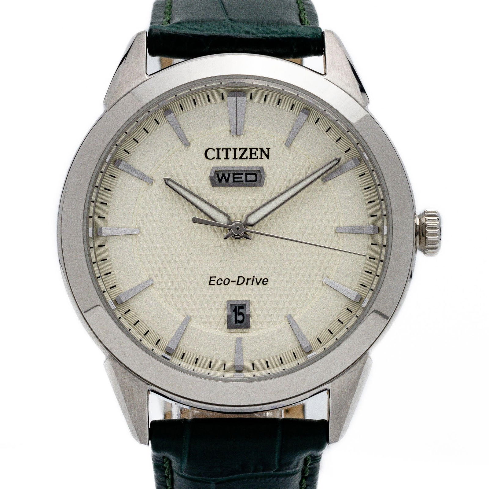New Citizen Rolan Stainless Steel Eco-Drive Watch: A fashionable and adaptable selection for those with a sense of style, featuring contemporary design, an elegant white dial, and a beautiful complementary green genuine leather strap. Brand: Citizen M