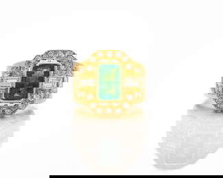 18kt Yellow Gold Natural Emerald & Diamond Ring
