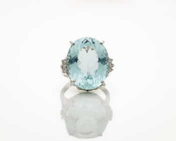 Platinum 15.37ct Oval Aquamarine Diamond Ring