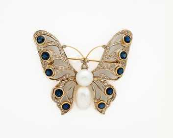 18k Gold Butterfly Brooch w/ Diamond & Sapphire