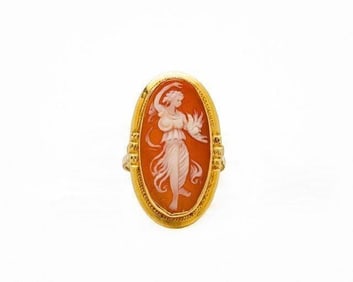 Art Deco 18kt Yellow Gold Elongated Cameo Ring