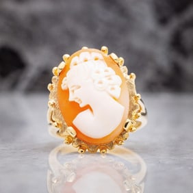 Antique Brants 10kt Yellow Gold Cameo Shell Ring