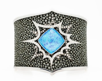 Stephen Webster 18kt Diamond Quartz Cuff Bangle