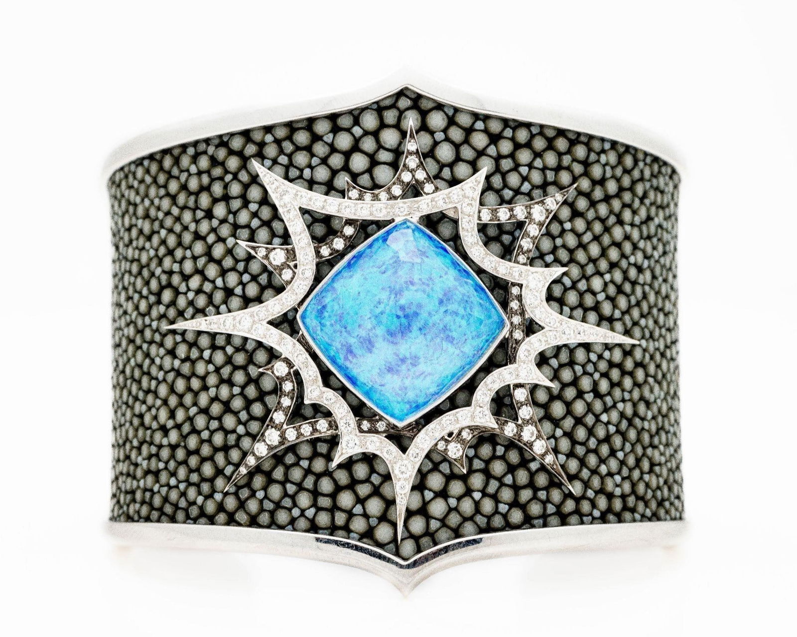 Stephen Webster 18kt Diamond Quartz Cuff Bangle: Stephen Webster - 18kt White Gold "Murder She Wrote" Diamond & Crystal Haze Quartz Cuff Black Stingray Leather · Opalescent Quartz · Pavé Diamonds · Iconic British Haute Design A commanding and hi