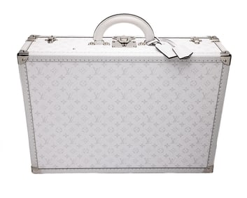 Louis Vuitton Bisten 60 Monogram Hard-Sided Trunk