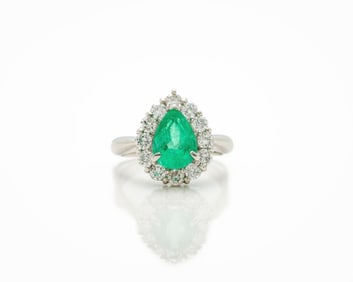 Platinum Natural Colombian Emerald Diamond Ring