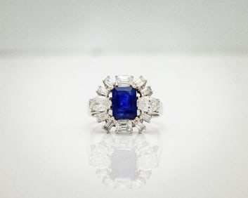 14k White Gold 2.45 Ct Sapphire Diamond Halo Ring