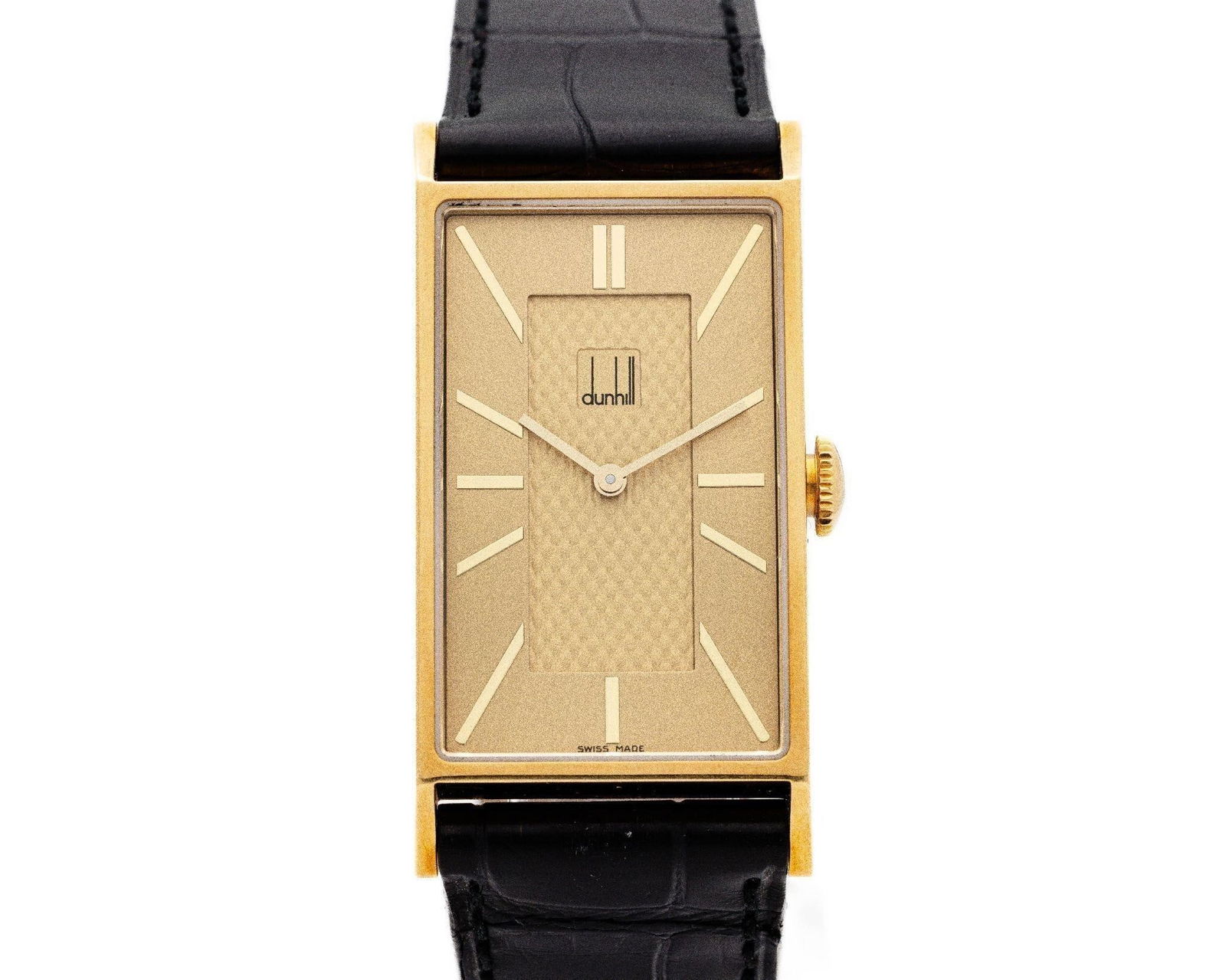 Vintage Dunhill 8037 18kt Yellow Gold Wristwatch: Dunhill Ref. 8037 - 18kt Yellow Gold Wristwatch Swiss ETA Quartz - Complete Box Set - 42.8 Grams - Circa 1990s A distinguished example of refined British design and Swiss precision, this Dunhill Ref.