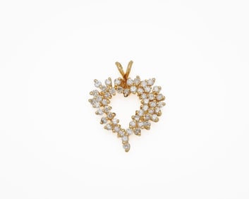14kt Yellow Gold Natural Diamond Heart Pendant