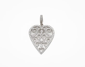 18kt White Gold Natural Diamond Heart Pendant