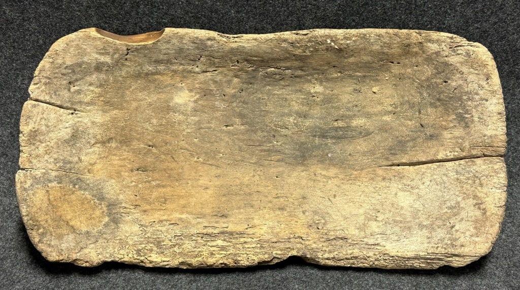 Early 19th Century Hand Carved Wooden Trencher Bowl (1 of 8)