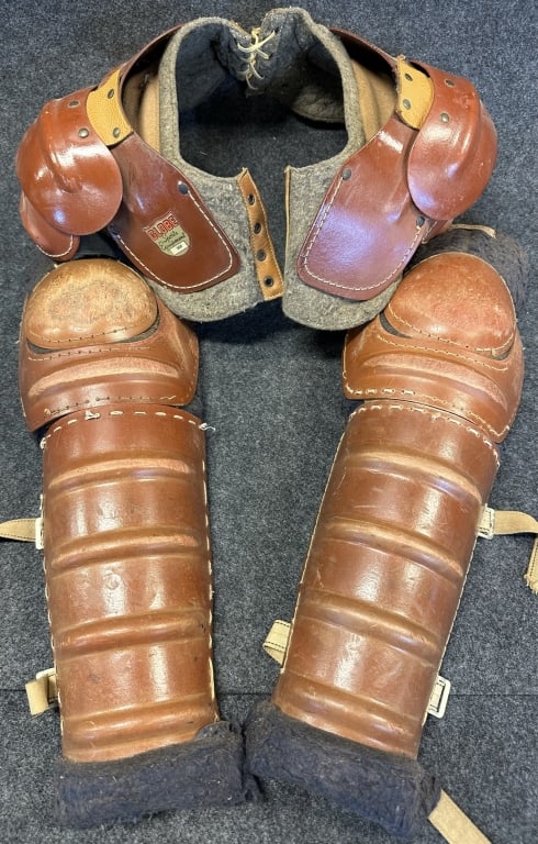 VINTAGE LOT HOCKEY SHIN GUARDS WM WESTLAND & CO BR GOOD CONDITION VINTAGE CONDITION, 20" LEG GUARDS: GOOD CONDITION VINTAGE CONDITION, 20" LEG GUARDS