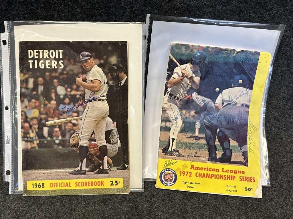 LOT OF 2 DETROIT TIGERS AUTOGRAPHED SCOREBOOKS, 19 BOTH IN GOOD TO FAIR CONDITION, 1972 AL CHAMPIONS (1 of 6)