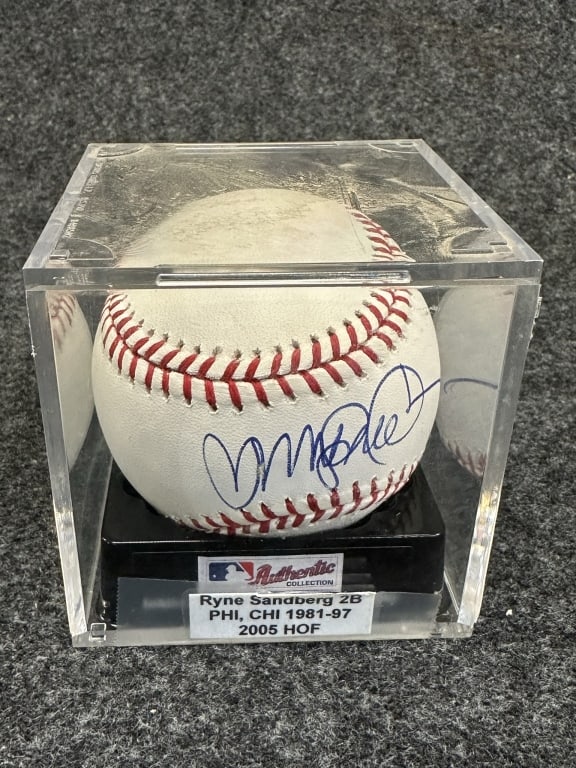 RYAN SANBERG SIGNED AUTOGRAPHED BASEBALL RAWLINGS OFFICIAL MAJOR LEAGUE BASEBALL SINGLE SIGNED SWEET (1 of 4)