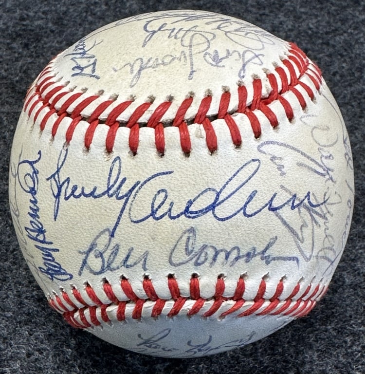 1988 DETROIT TIGERS TEAM 33X AUTOGRAPHED BASEBALL OFFICIAL AMERICAN LEAGUE BALL. SPARKY ANDERSON, (1 of 9)