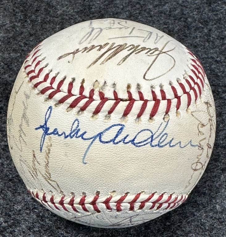 1981-82 DETROIT TIGERS 26X TEAM SIGNED AUTOGRAPHED DETROIT TIGERS WILSON SOUVINER BASEBALL VG-EX: DETROIT TIGERS WILSON SOUVINER BASEBALL