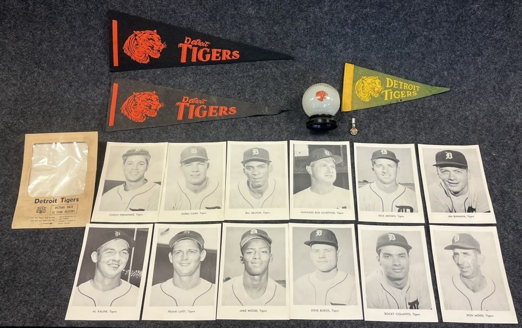 LOT OF 17 DETROIT TIGERS ITEMS: 3 1940S FELT PENNA GREAT LOT OF 17 ITEMS: 3 PENNANTS, PENCIL CLIP & (1 of 11)
