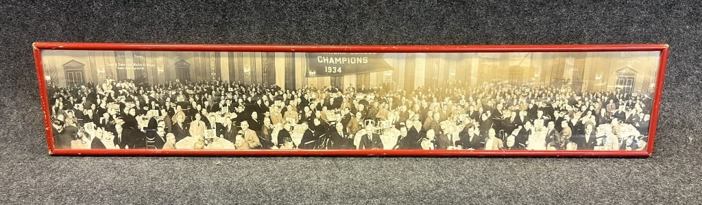 RARE 1935 DETROIT TIGERS FRANK NAVIN & WALTER BRIG SCARCE ORIGINAL PANORAMIC PHOTO OF DETROIT TIGERS: SCARCE ORIGINAL PANORAMIC PHOTO OF DETROIT TIGERS AT HOTEL STATLER SEPT 21 1935 FOR THE FRANK J NAVIN & WALTER O BRIGGS TESTIMONIAL DINNER. 41.5" X 7.5". ORIGINAL GLASS AND ORIGINAL FRAME.