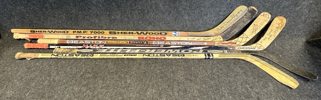 LOT OF 6 GAME USED & SIGNED DETROIT RED WING HOCKE PERSONALIZED & SIGNED DETROIT RED WINGS GAME USED (1 of 7)