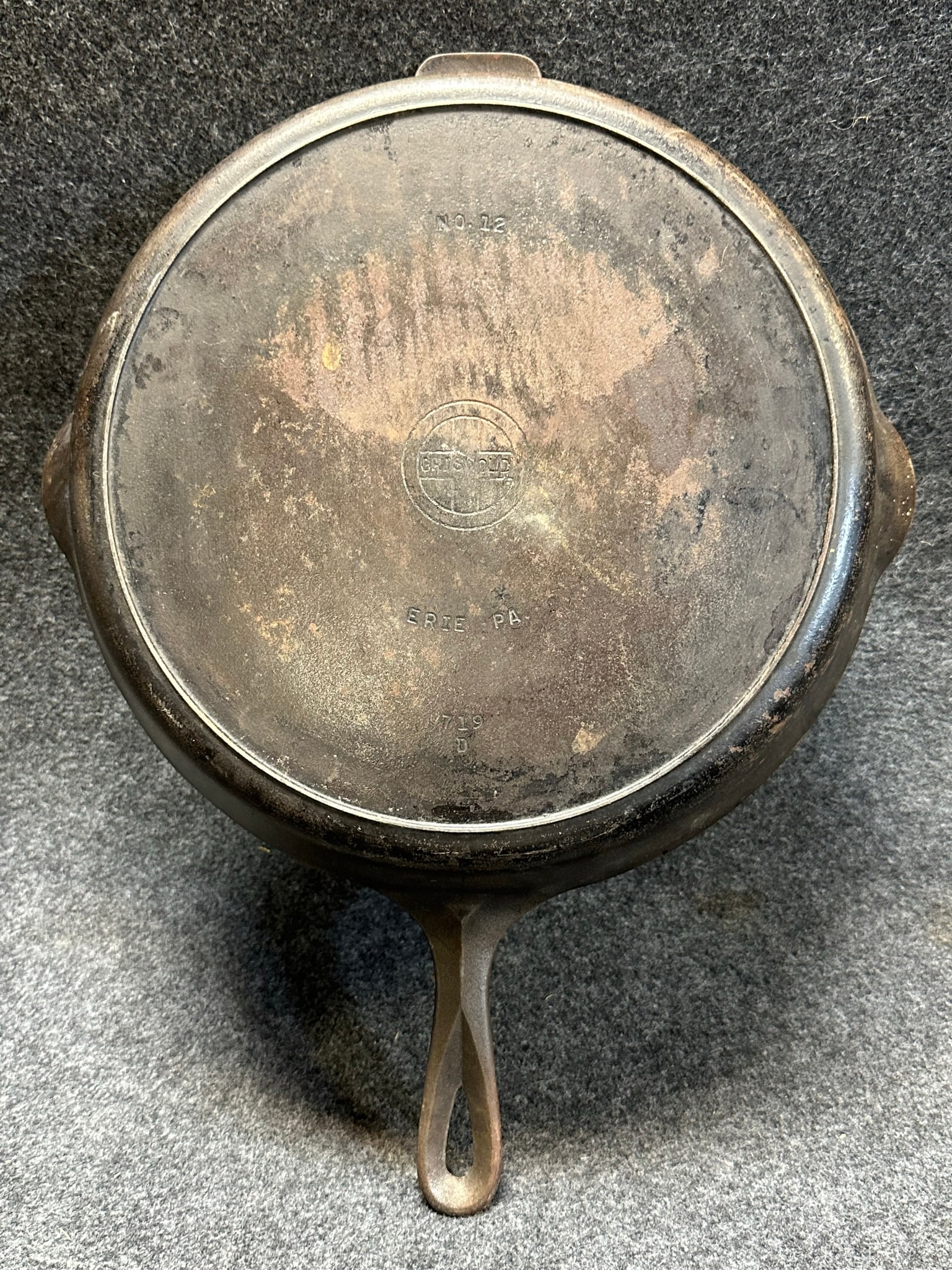 Griswold No 12 719 D Erie Pa Cast Iron Skillet (1 of 7)