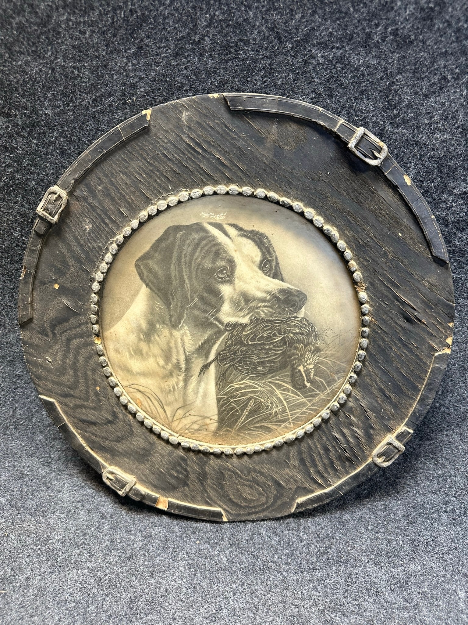 Great Folky Tramp Art Carved Belt Frame w/ Retriever Holding Grouse Hunting Scene (1 of 8)