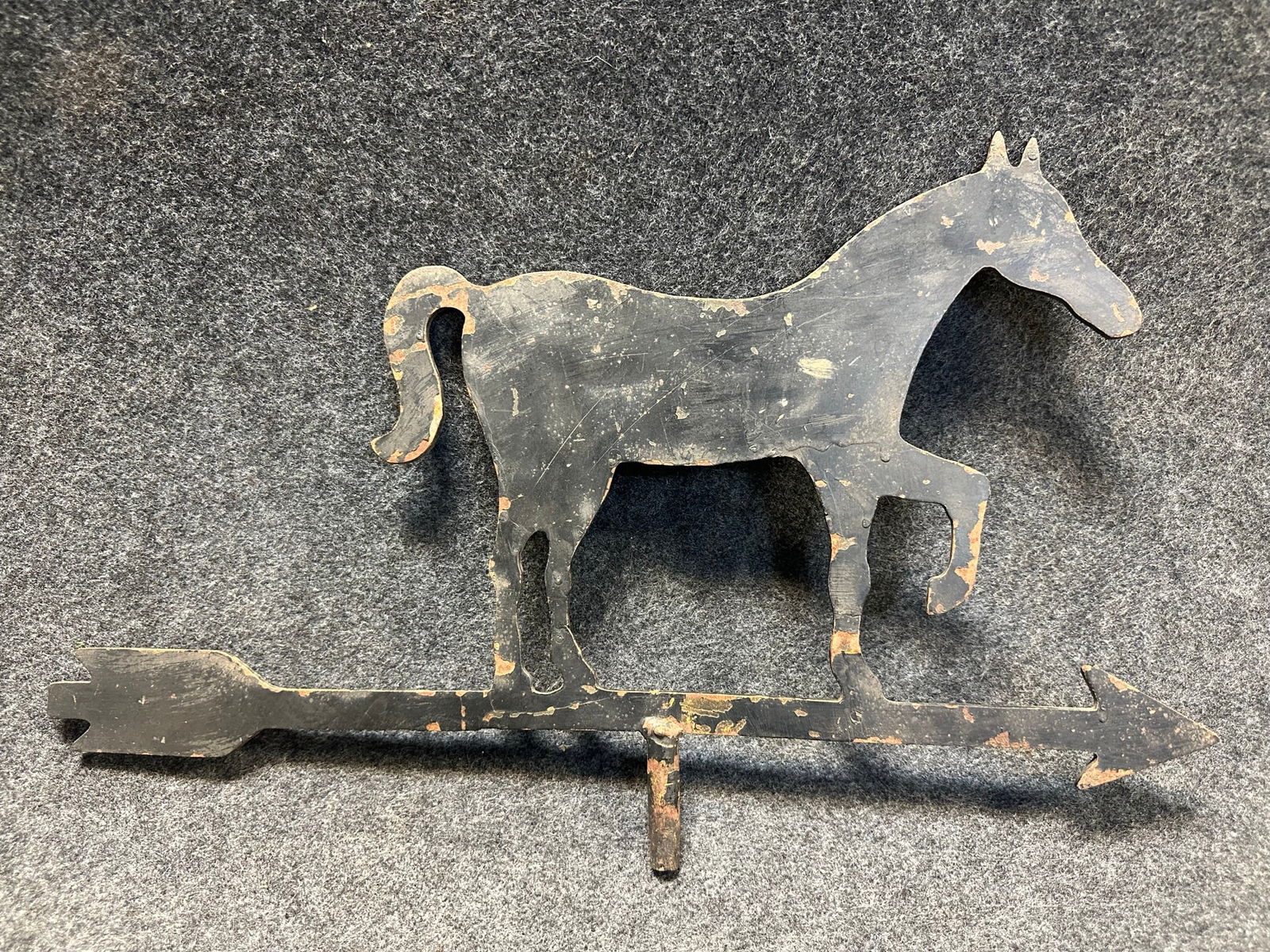Antique Early 1900s Iron Figural Horse Weathervane Directional w/ Arrow (1 of 6)
