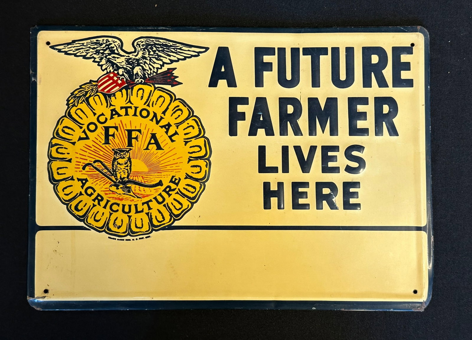 NOS Future Farmers America Embossed Tin Tacker Sign (1 of 4)