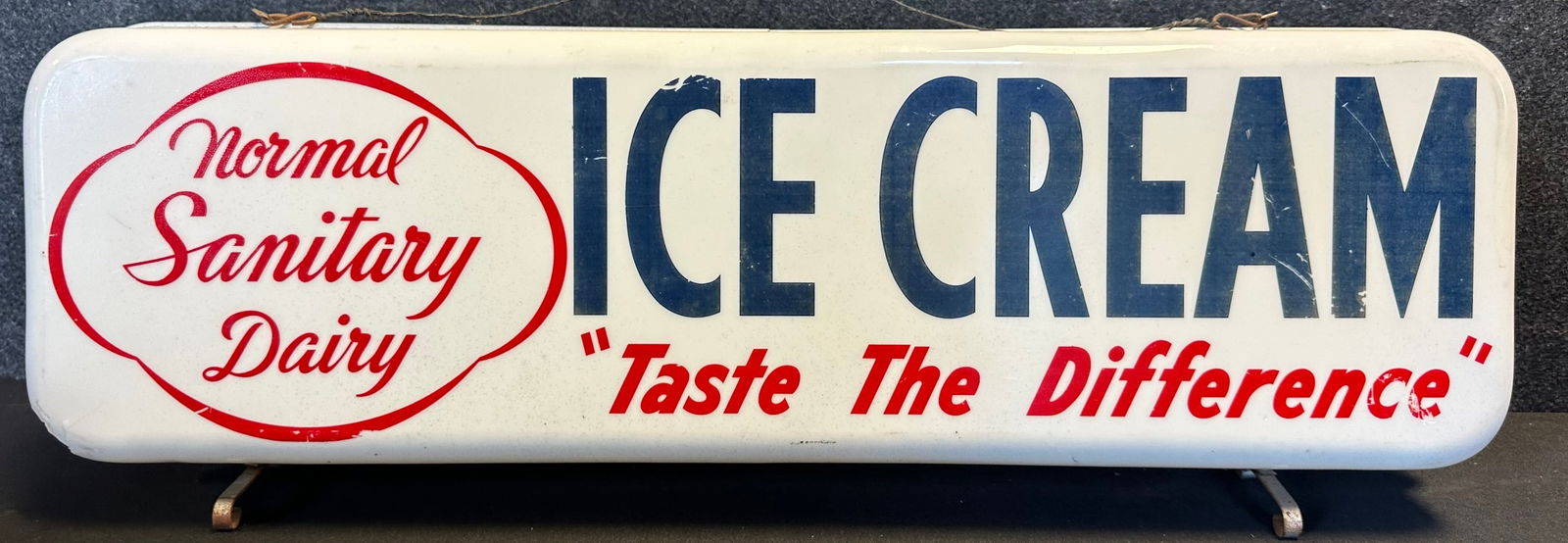 Normal Sanitary Dairy Ice Cream Plastic Lighted Advertising Neon Products Sign (1 of 6)