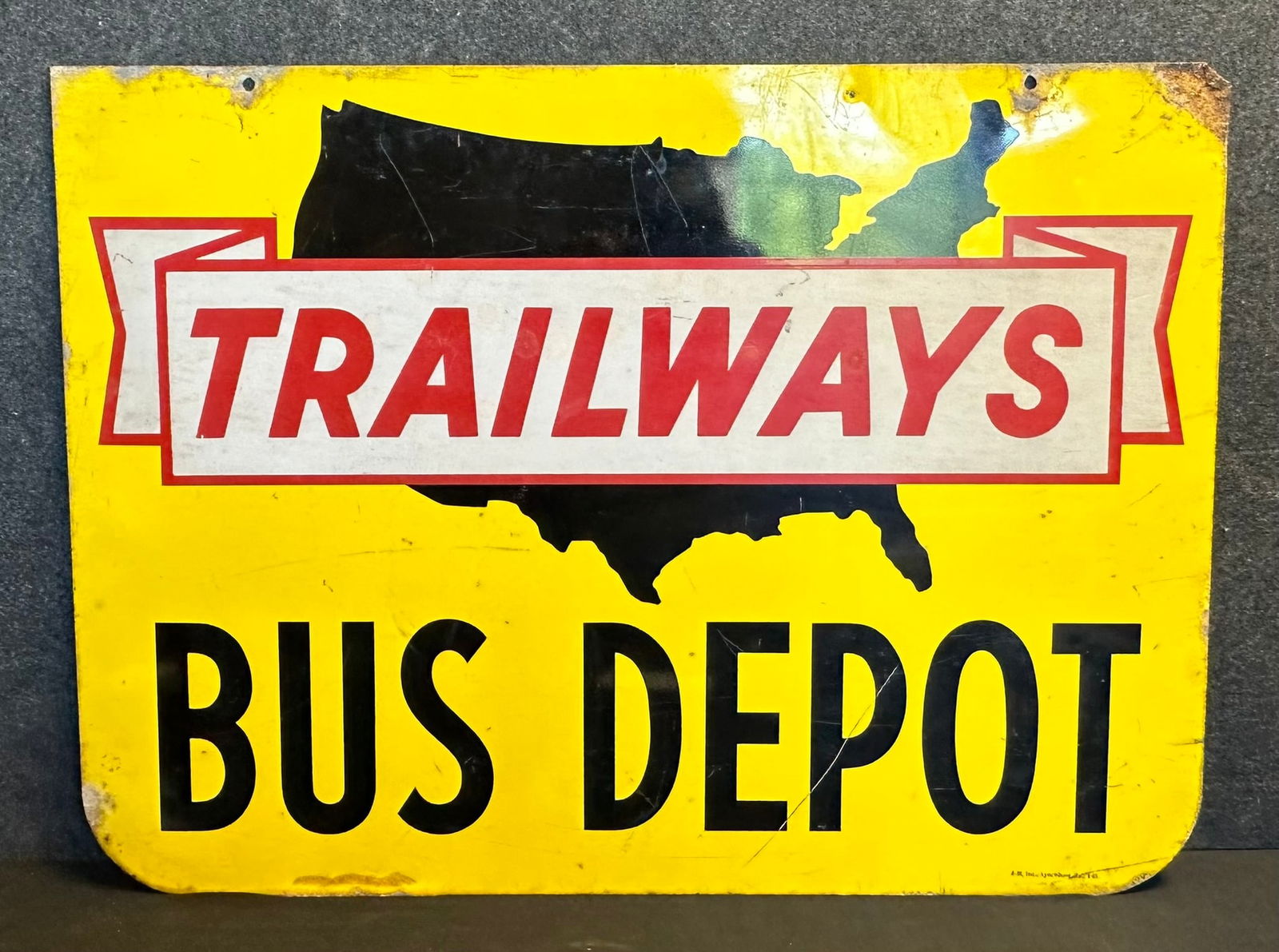 Trailways Bus Depot Double Sided Painted Metal Advertising Sign (1 of 6)