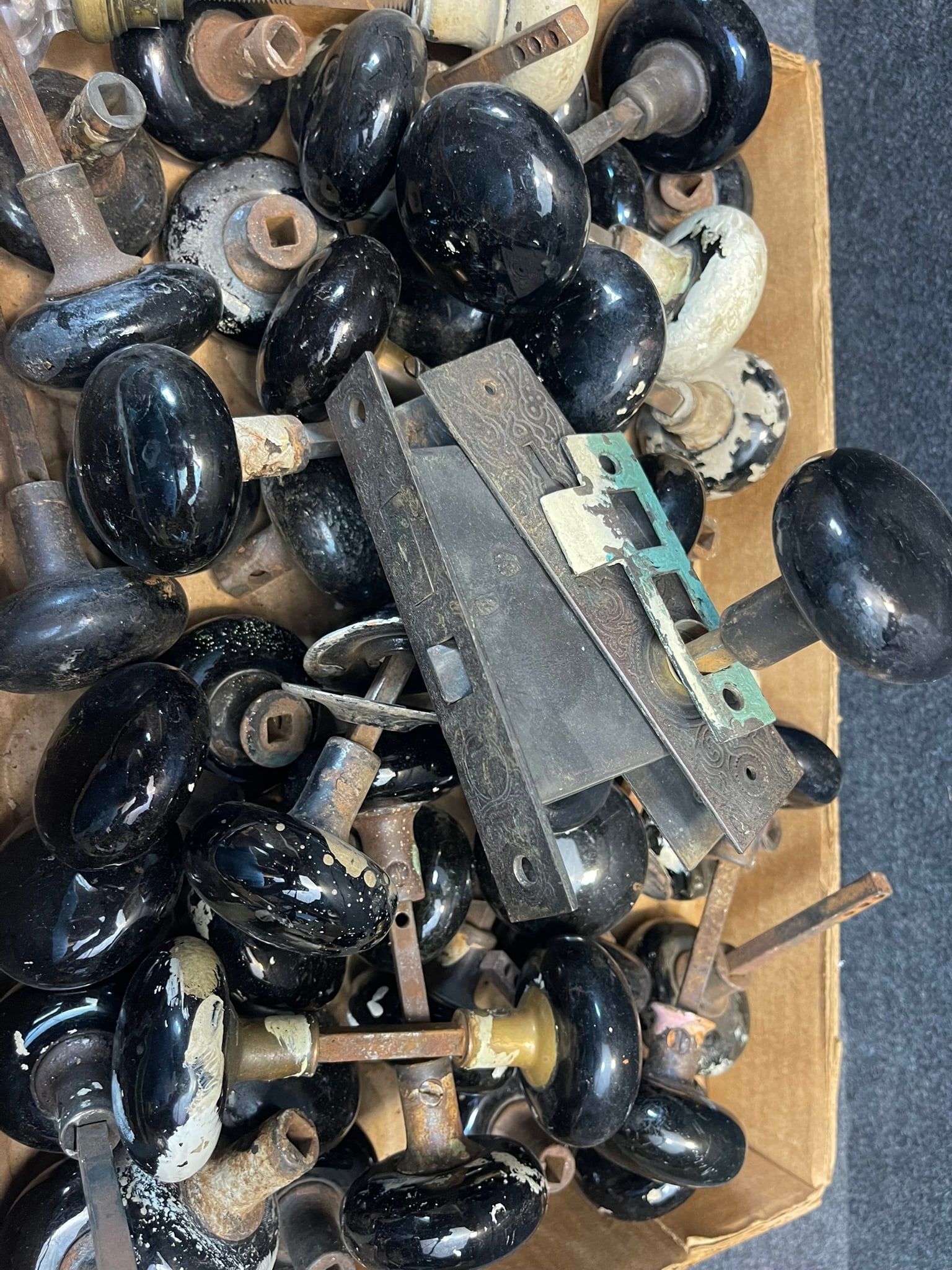 Lot 57 Black Bennington Porcelain Door Knobs Circa Early 1900s 13 Pairs 1 Complete Lock (1 of 6)