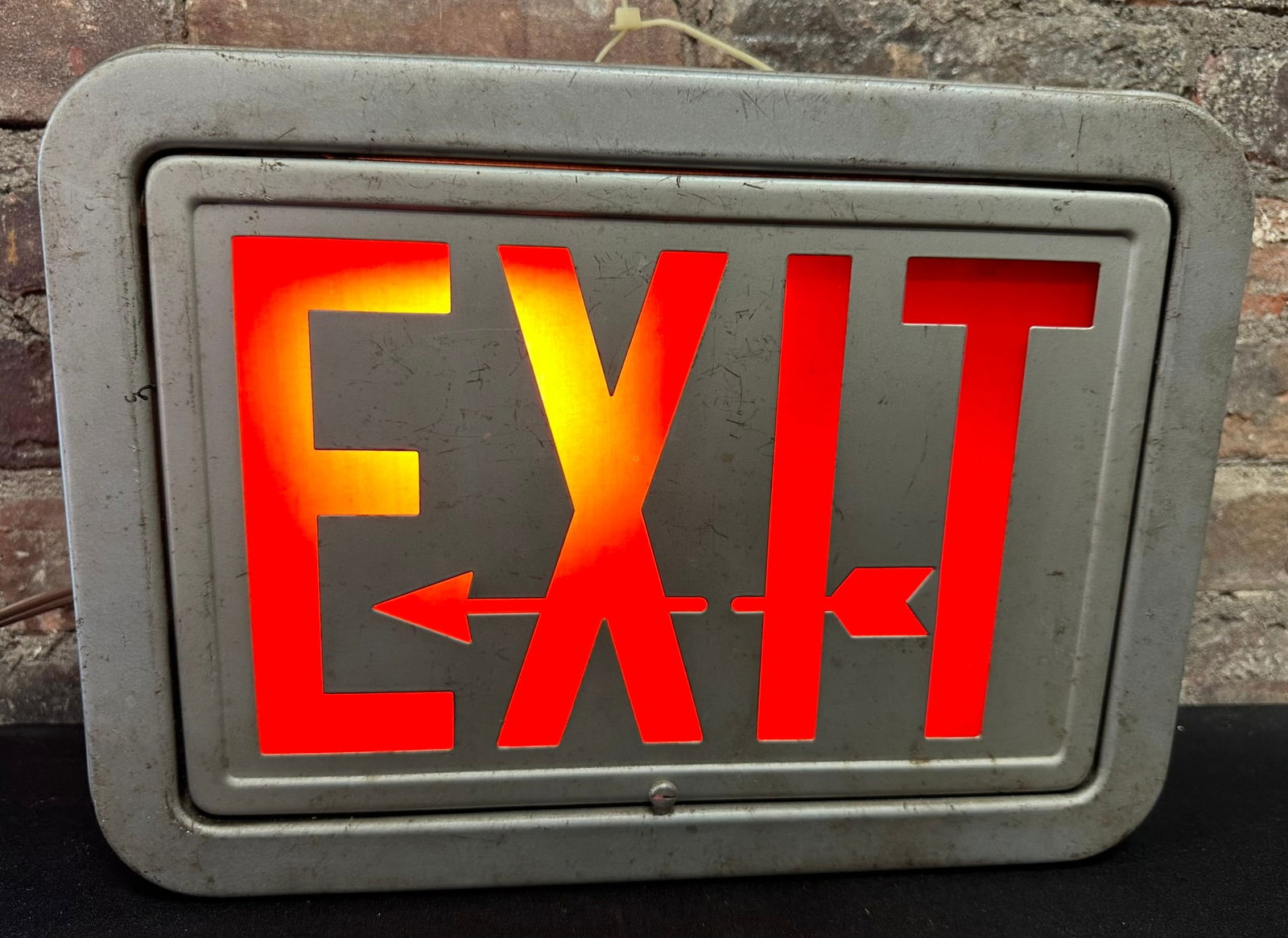 Vtg 1930s-40s Light Up Movie Theater Metal Exit Sign w/ Arrow (1 of 5)