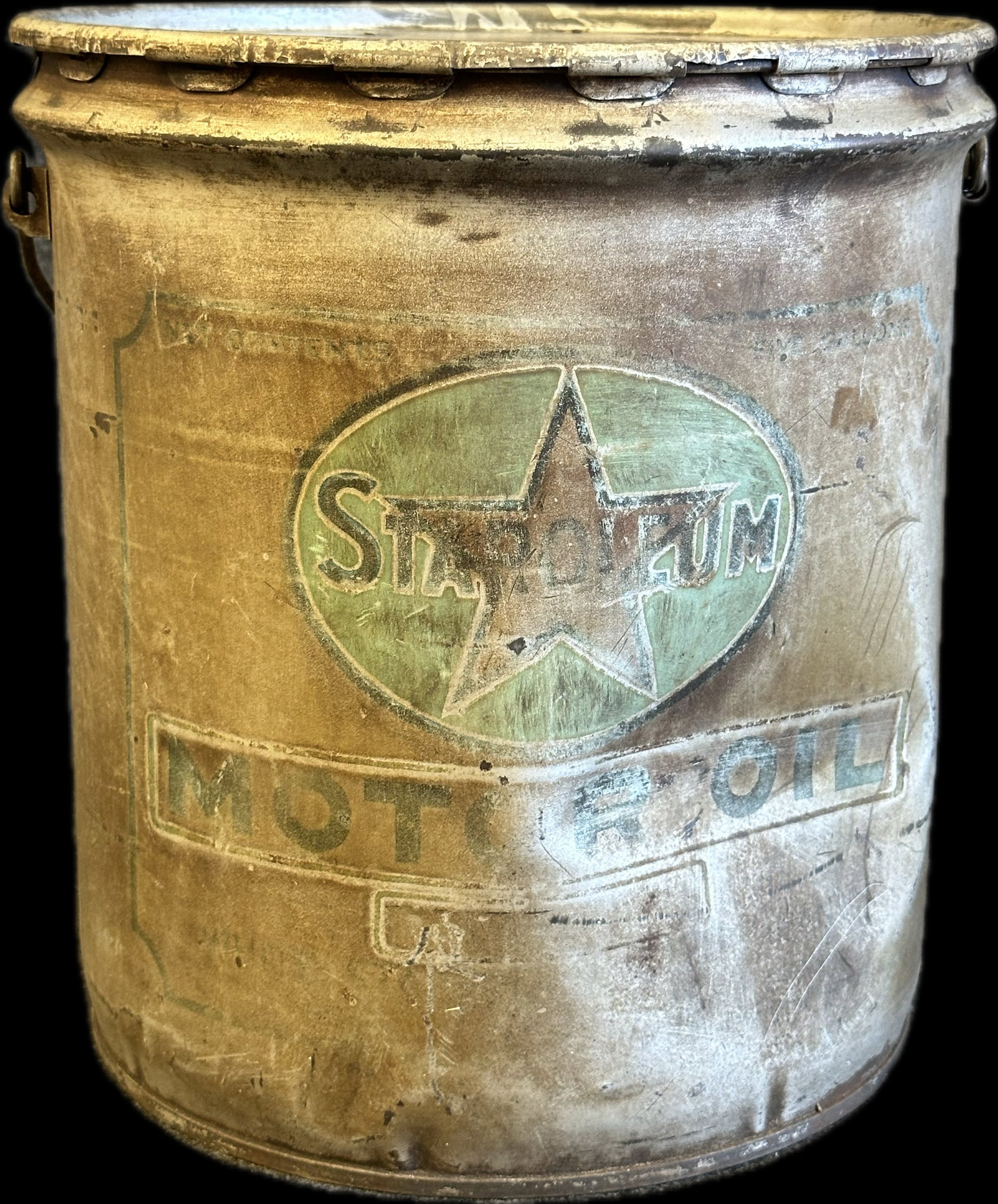 Antique STAROLEUM 5 Gallon White Star Reifining Metal Motor Oil Can: Faded Graphics, 5 gallon capacity